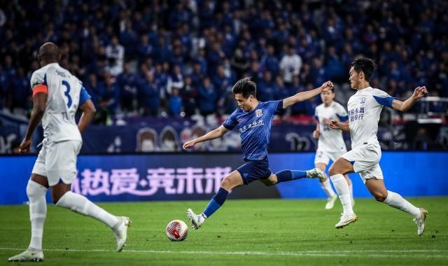 b体育下载-严益唯：大轮换的沧州雄狮将中超一夜打回四年前