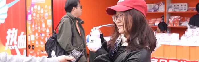 b体育官网-“赛事经济”持续火爆 激发城市消费活力|羽毛球|宁波|亚洲羽毛球锦标赛|球迷|酒店_新浪体育_新浪新闻